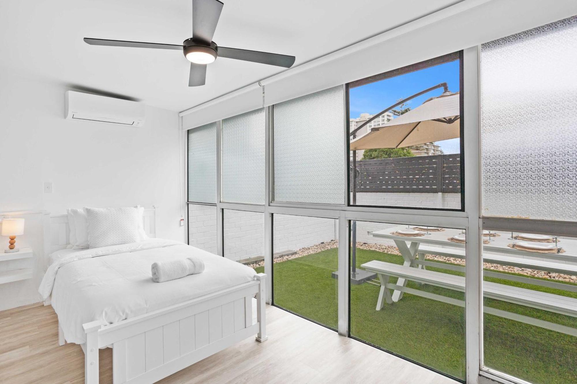 Apartment Very Very Burleigh